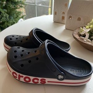 Crocs like new